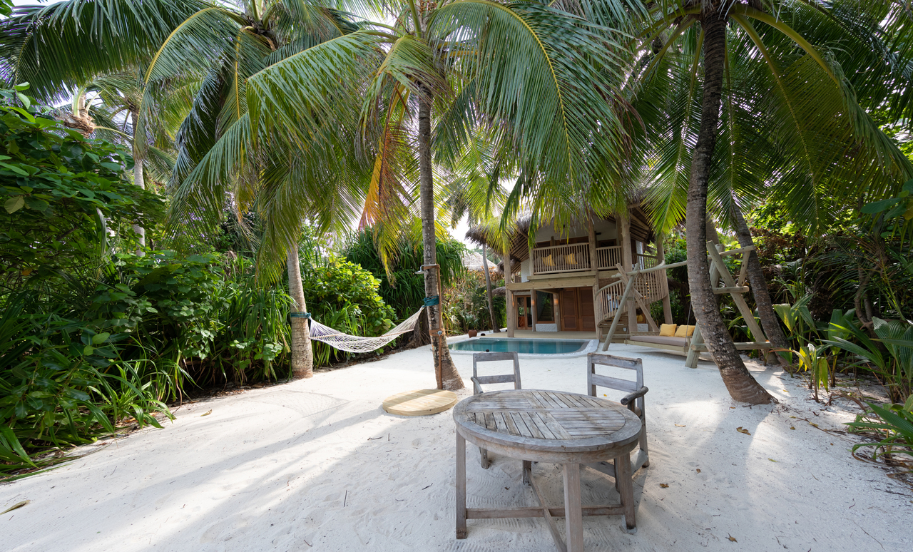 Soneva Fushi - Crusoe Suite with Pool_ Villa 28 (2)