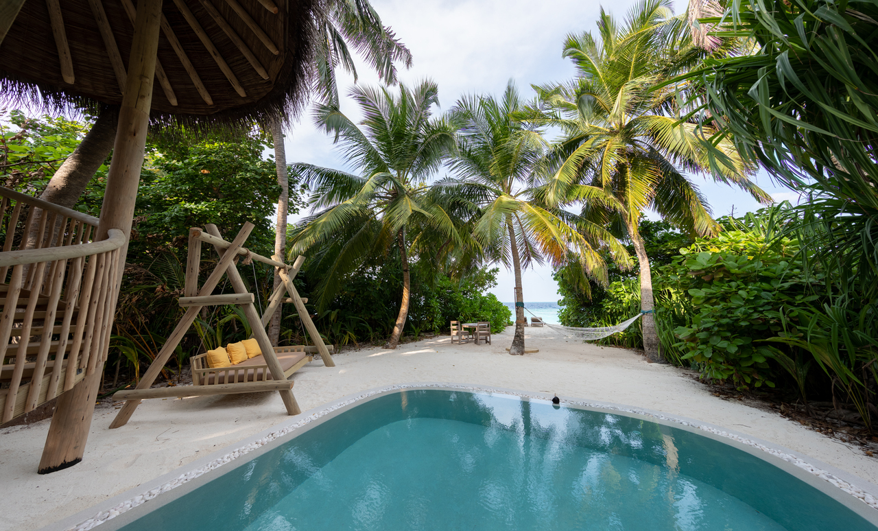 Soneva Fushi - Crusoe Suite with Pool_ Villa 28 (7)