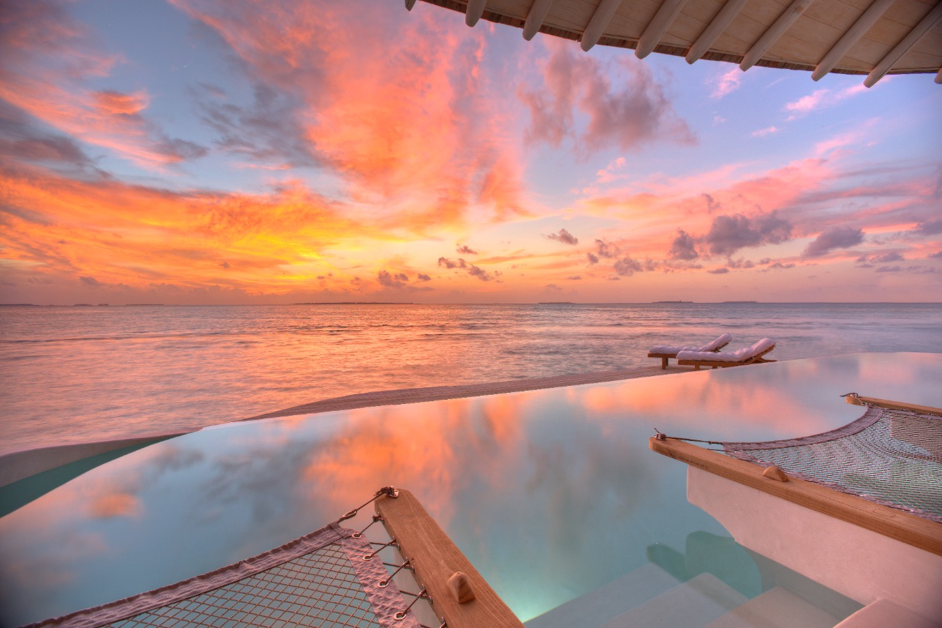 Soneva Jani - 1 Bedroom Water Retreat with Slide (1)