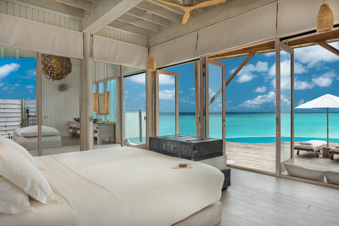 Soneva Jani - 5 Bedroom Water Retreat with Slide (1)