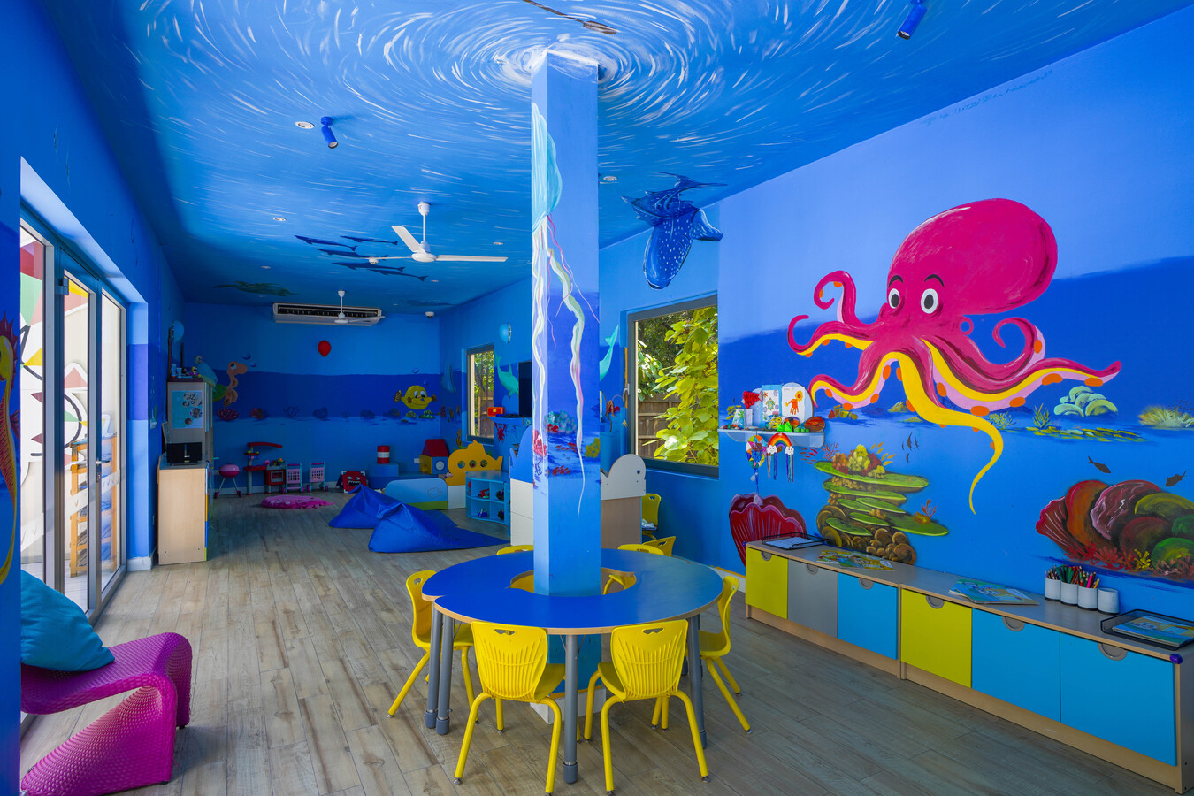 2. Kuredhivaru Resort and Spa - Little Birds Club - Indoor playroom-