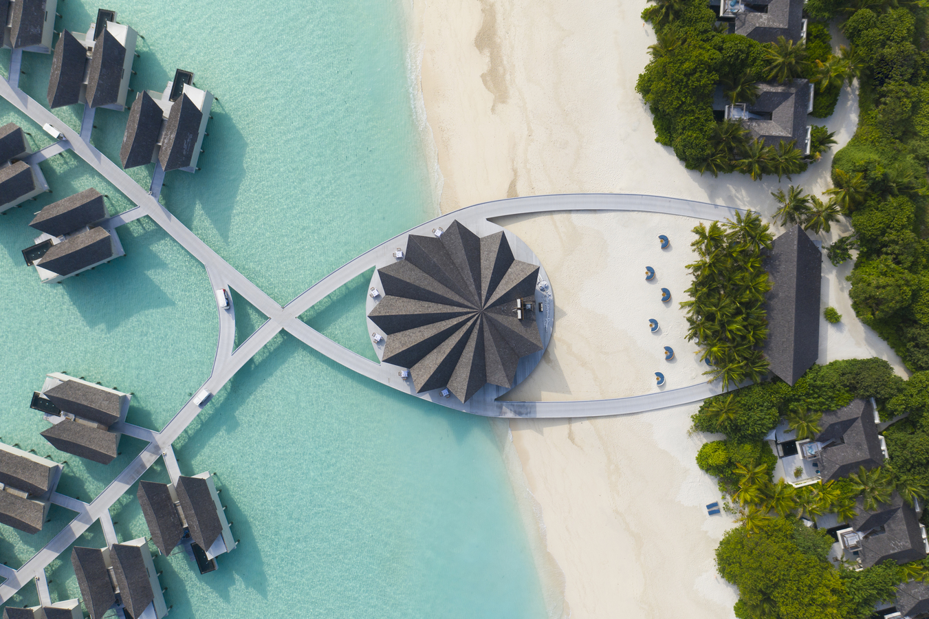 4. Kuredhivaru Resort and Spa - Bodumas Beach